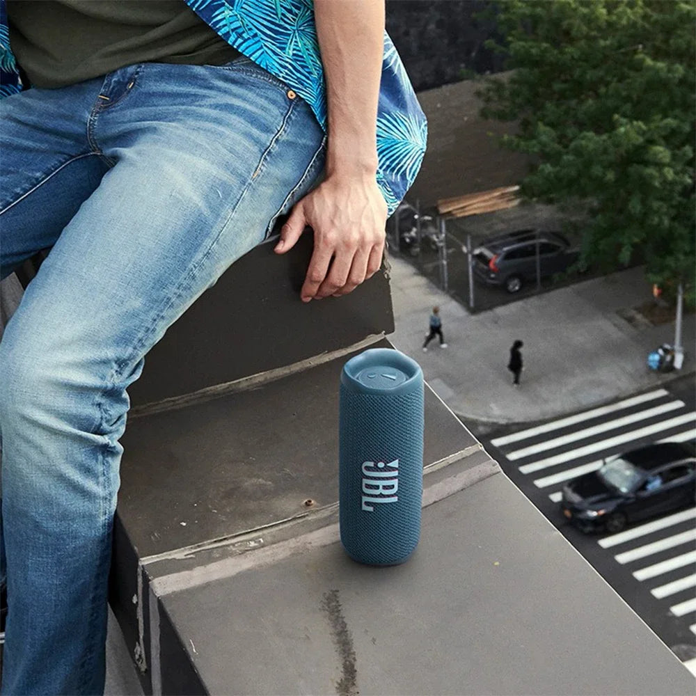 JBL Flip 6 Bluetooth Speaker